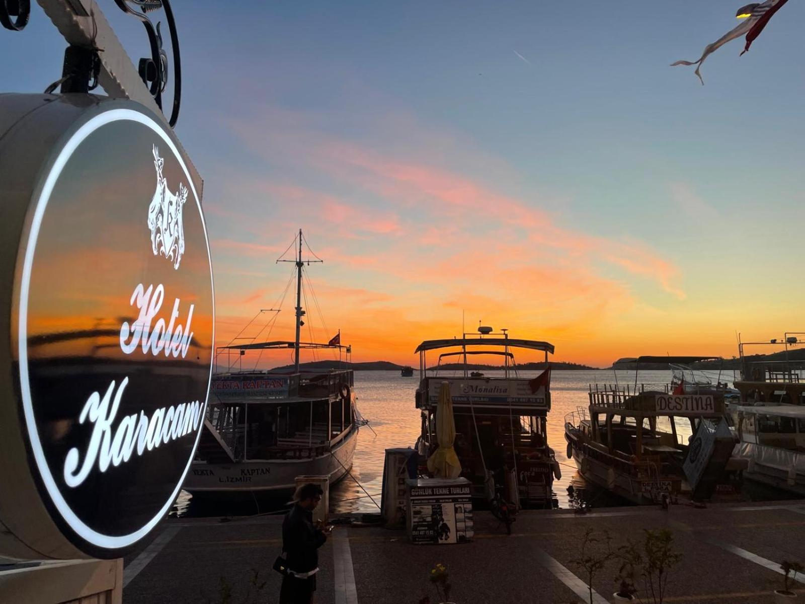 Hotel Karacam Foça Bagian luar foto
